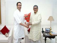 
      
      Union Minister Jayant Chaudhary meets Punjab Governor 
      
      
