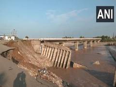 
      
      J-K: Incessant rains trigger floods in Jammu 
      
      