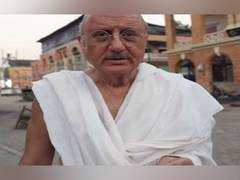 
      
      Vivek Agnihotri praises Anupam Kher’s role in The Bengal Files
      
      