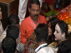 
      
      Ektaa Kapoor visits Lalbaugcha Raja 
      
      