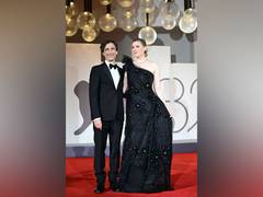 
      
      Greta, Noah make red carpet appearnace at Venice Film Festival
      
      