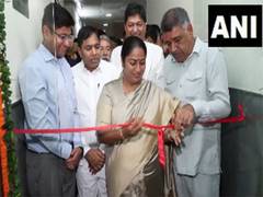 
      
      Delhi CM inaugurates District Committee Chairman's Office 
      
      
