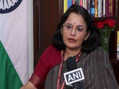 
      
      Confident we will stick to fiscal deficit target: DEA Secy
      
      