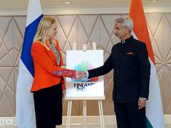 
      
      Jaishankar, Finnish FM hold talks on Ukraine conflict and trade t
      
      