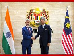 
      
      EAM Jaishankar wishes Malaysian counterpart on their I-day
      
      