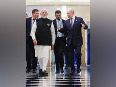 
      
      PM Modi, Putin discuss Ukraine; India-Russia ties: MEA
      
      
