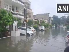 
      
      Several areas in Ludhiana faces waterlogging after rains
      
      