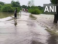 
      
      Rajasthan: Heavy rains in Dausa cause canals to overflow
      
      