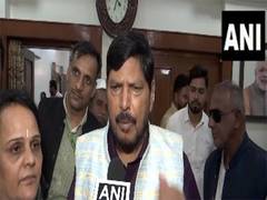 
      
      "Devendra Fadnavis' govt has taken a historic decision":...
      
      