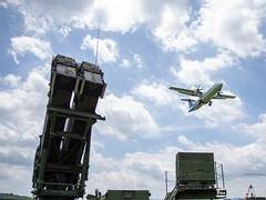 
      
      Taiwan detects 6 Chinese aircraft, 5 vessels, 1 ship
      
      