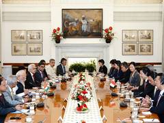 
      
      PM Modi, Singapore PM hold wide ranging and fruitful talks across
      
      