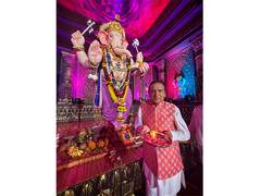 
      
      Dr. Dinesh Shahra Visits Mumbai’s Ganesh Pandals
      
      