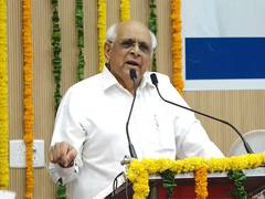 
      
      Gujarat CM Patel honours 30 teachers with Best Teacher Award
      
      