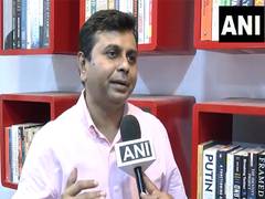 
      
      DMK's Saravanan hails unveiling of Periyar’s portrait at Oxford
      
      