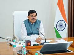 
      
      MP CM Mohan Yadav transfers Rs 20.6 crore relief fund to farmers 
      
      