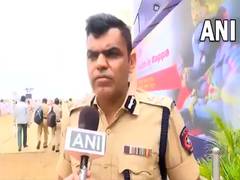 
      
      Mumbai Police deploys extensive security on last day of Ganesh Ch
      
      