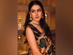 
      
      Genelia shares visuals from Ganesh Visarjan 
      
      