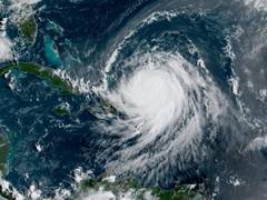 
      
      Category 4 Hurricane 'Kiko' approaches Hawaiian Islands
      
      