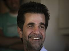 
      
      Jafar Panahi raises concern over rising political repression 
      
      
