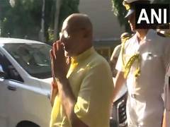 
      
      CP Radhakrishnan offer prayers at Ram temple in Lodhi Road
      
      