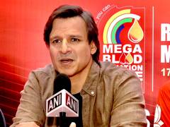 
      
      Vivek Oberoi calls for blood donation drive on PM Modi's birthday
      
      