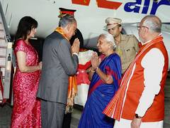
      
      Mauritius PM Ramgoolam arrives in Varanasi
      
      