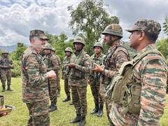 
      
      Spear Corps Commander reviews security in Manipur 
      
      