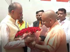 
      
      Mauritius PM  arrives in Ayodhya, received by CM Yogi Adityanath
      
      