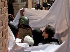 
      
      Islamabad HC fast-tracks Imran Khan, Bushra Bibi sentence hearing
      
      