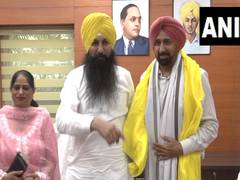 
      
      Baljinder Dhillon takes charge as Agro Foodgrains chairman 
      
      
