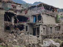 
      
        UAE sends 2500 tonnes of aid to support Afghanistan
      
      