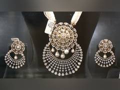 
      
      Indian diamond and jewellery exporters considering overseas units
      
      