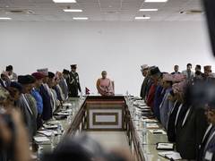 
      
      Afghanistan, US agree on prisoner exchange in Kabul talks
      
      