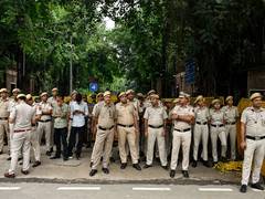 
      
      Firing incident at Bhawani Builders' office on Safiabad road
      
      