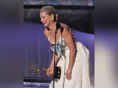 
      
      Katherine LaNasa wins Emmy for ‘The Pitt,’ thanks husband
      
      