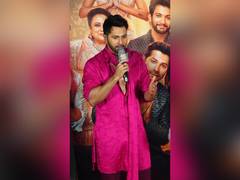 
      
      Varun Dhawan on actors' entourage cost affecting film's budget 
      
      