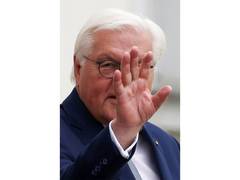 
      
      UAE leaders congratulate Governor-General of Papua New Guinea on
      
      