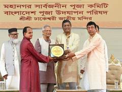 
      
      Bangladesh Chief Adviser visits Dhakeshwari National Temple
      
      