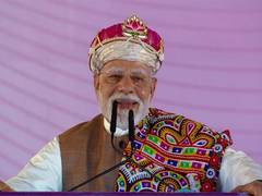 
      
      PM Modi on his birthday urges people to buy 'swadeshi' 
      
      