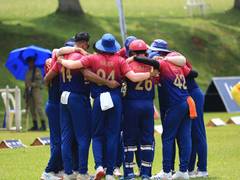 
      
      Asia Cup: UAE win toss, opt to field against Pakistan
      
      