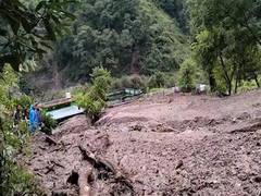 
      
      U'khand cloudburst: 7 people missing, 6 houses buried in Chamoli
      
      