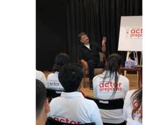 
      
      Rajesh Tailang interacts with students of 'Actor Prepares'
      
      