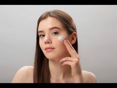 
      
      How to Achieve Festival-Ready Skin with Glow Moisturiser
      
      