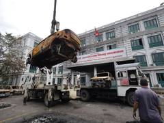 
      
      Nepal starts clearing charred vehicles, government buildings
      
      