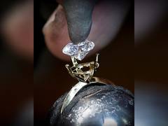 
      
      New diamond technology could unlock faster, more reliable quantum
      
      