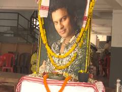 
      
      Fans gather at Zubeen’s residence to mourn his demise
      
      