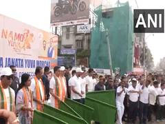 
      
      Tripura CM Manik Saha flags off 'Namo Yuva Run' in Agartala
      
      