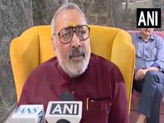 
      
      "Tejashwi Yadav, Rahul Gandhi should apologise for insulting...
      
      