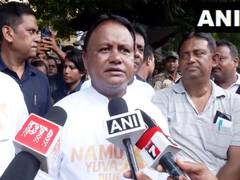 
      
       Odisha CM Majhi flags off 'Namo Yuva Run', pushes for drug-free
      
      