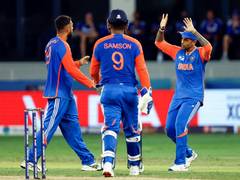 
      
      Suryakumar Yadav and Salman Agha avoid shaking hands
      
      